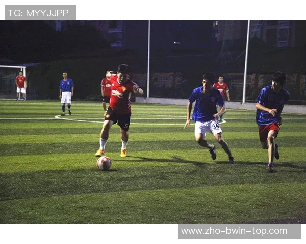 小学组足球啦啦操展现团队精神与活力的精彩瞬间